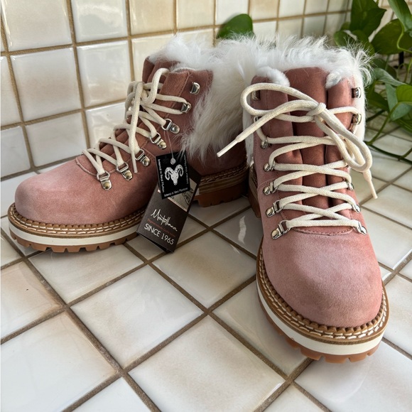 Montelliana real lamb fur boots in mauve. EU size 37.5. US size 7.5. Style Clara - Picture 8 of 8